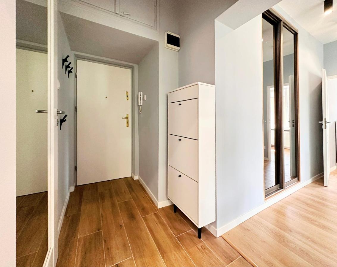 Appartamento Warsaw Concierge Wiatraczna Esterno foto